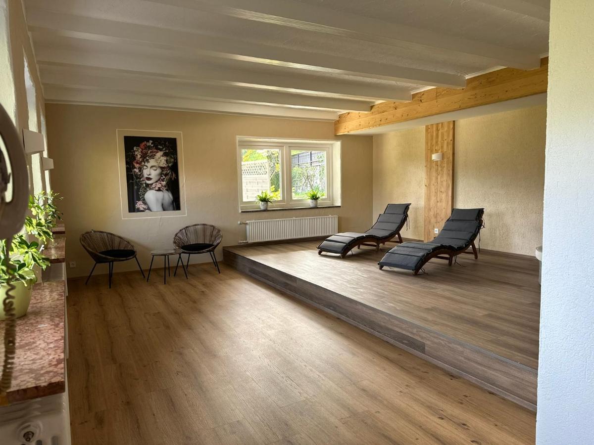Hotel Restaurant Neu Meran Hotel 3*